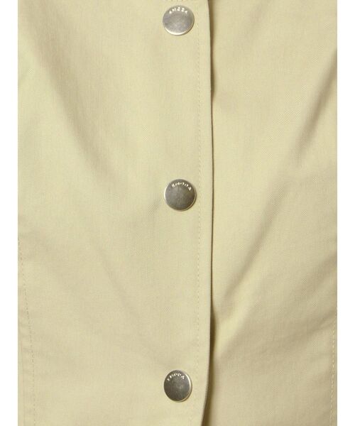 EMODA(エモダ)の「フロントボタントップ(キャミソール・レディース・ブラック/グリーン/アイボリー・FREE)」の7枚目の写真