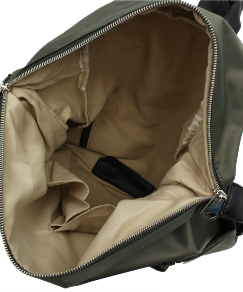 DISCOAT（ディスコート）の「【Discoat】ファスナーリュック（バックパック/リュック・レディース・ブラック/ホワイト/ネイビー/カーキ・ﾌﾘ-）」の6枚目の写真