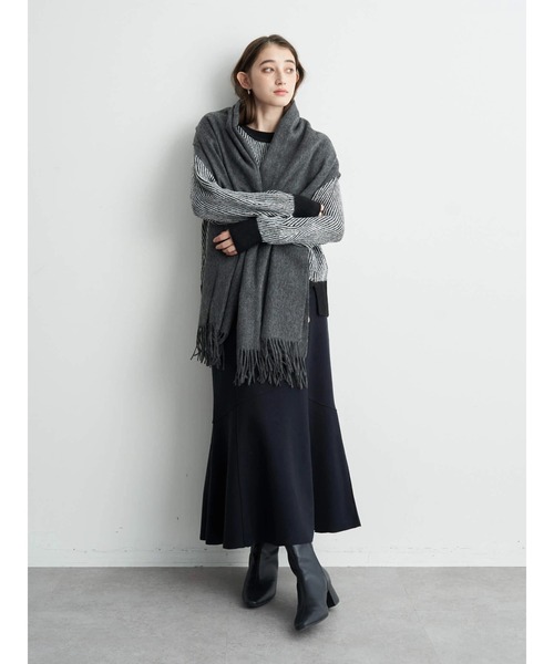 YECCA VECCA(イェッカヴェッカ)の「ウールストール(ストール/ショール・レディース・グレー/オレンジ/グリーン系その他3・FREE)」の5枚目の写真