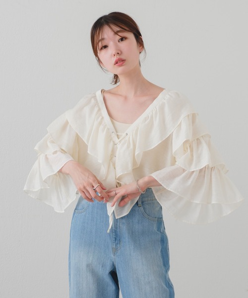 Kastane（カスタネ）の「【WEB限定】袖フリル編み上げボレロ（シャツ/ブラウス・レディース・オフホワイト/ブラック・FREE）」の12枚目の写真