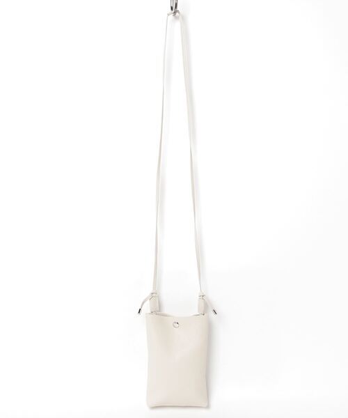 blancle(ブランクレ)の「【blancle】S.LEATHER SHOULDER BAG(ショルダーバッグ・レディース・ブラック/ライトベージュ/グレイッシュベージュ/イエロー/ブルー・FREE)」の3枚目の写真