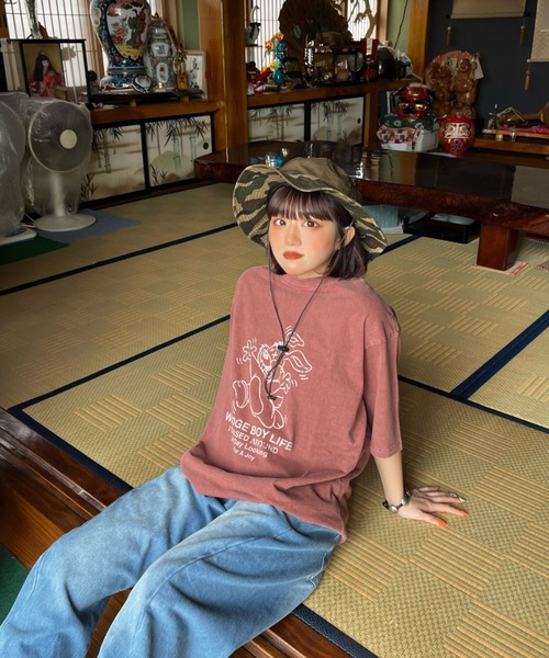 WudgeBoy（ワッジボーイ）の「rabbit pigment Tee（Tシャツ/カットソー・レディース・アイボリー/エンジ・MEDIUM/LARGE）」の5枚目の写真