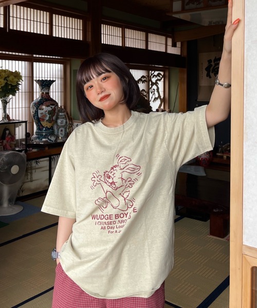 WudgeBoy（ワッジボーイ）の「rabbit pigment Tee（Tシャツ/カットソー・レディース・アイボリー/エンジ・MEDIUM/LARGE）」の6枚目の写真
