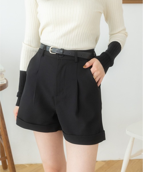 Ada.（エイダ）の「ベルト付きロールアップショートパンツ