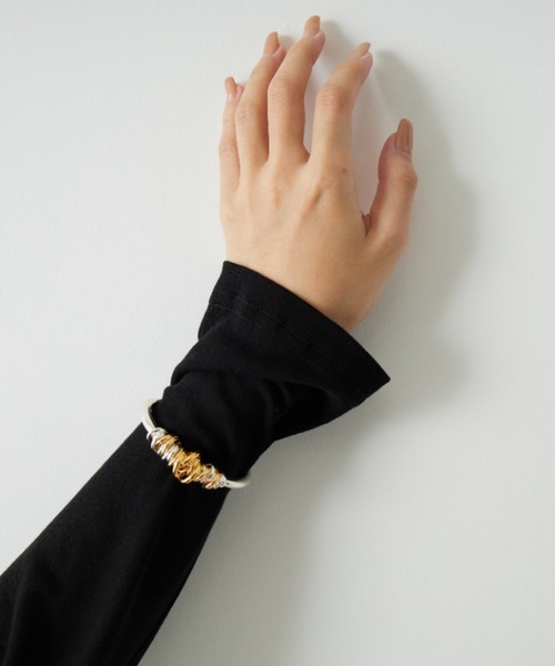 LAPUIS（ラピュイ）の「[LAPUIS/ラピュイ] COIL AROUND バングル（バングル/リストバンド・レディース・マルチ・ONE SIZE）」の7枚目の写真