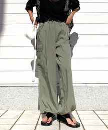 Q | カーゴワイドパンツ(その他パンツ)