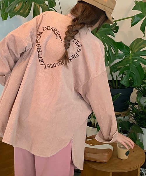 LYEON(リヨン)の「バックハート刺繍コーデュロイルーズシャツ(シャツ/ブラウス・レディース・ベージュ/ブラウン/ピンク・FREE)」の17枚目の写真