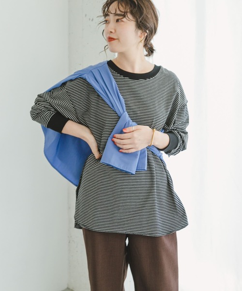 ITEMS URBANRESEARCH（アイテムズ アーバンリサーチ）の「ラウンドロングTシャツ（Tシャツ/カットソー・レディース・ホワイト系その他/オレンジ/ブラック系その他・FREE）」の17枚目の写真