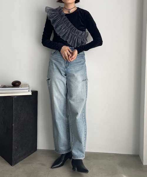 LOWRYS FARM(ローリーズファーム)の「ベロアクルーLS 980748(Tシャツ/カットソー・レディース・ブラック/ネイビー/グレー/アイボリー/グリーン・FREE)」の7枚目の写真