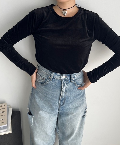 LOWRYS FARM(ローリーズファーム)の「ベロアクルーLS 980748(Tシャツ/カットソー・レディース・ブラック/ネイビー/グレー/アイボリー/グリーン・FREE)」の8枚目の写真