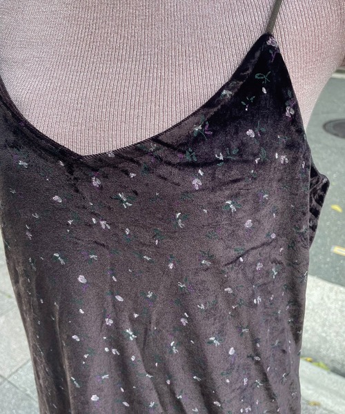 SPIGA（スピーガ）の「小花ﾌﾟﾘﾝﾄﾍﾞﾛｱﾛﾝｸﾞOP（Tシャツ/カットソー・レディース・ブラック/ブラウン・FREE）」の11枚目の写真