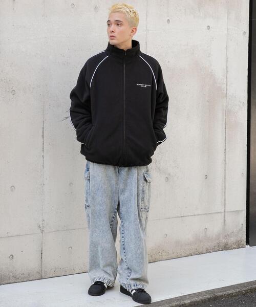 WEGO（ウィゴー）の「WEGO/フリース パイピングトラックジャケット（ブルゾン・メンズ・ブラック・MEDIUM/LARGE）」の2枚目の写真