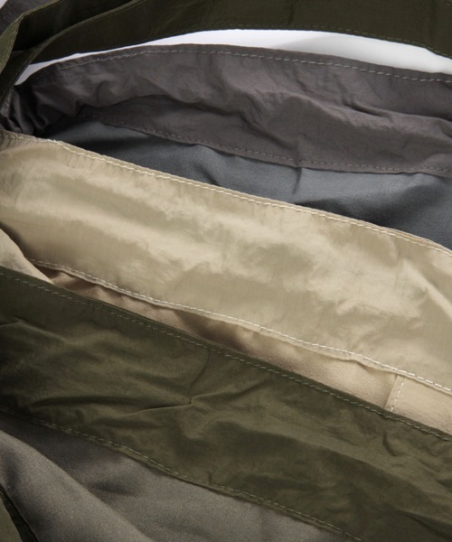 3.3 Field Trip （3.3フィールドトリップ）の「【UNISEX】3.3 Field Trip／BIGショルダーバッグ（ショルダーバッグ・レディース・ブラック/グレー/カーキ/アイボリー・0）」の15枚目の写真