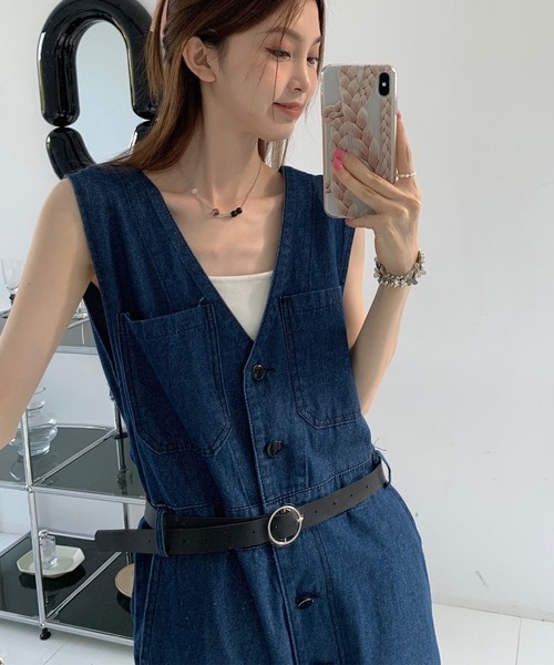 NANEA(ナネア)の「Vネックデニムオールインワン(つなぎ/オールインワン・レディース・ブルー・LARGE/SMALL/MEDIUM)」の2枚目の写真