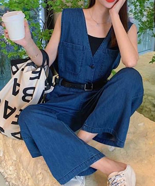 NANEA(ナネア)の「Vネックデニムオールインワン(つなぎ/オールインワン・レディース・ブルー・LARGE/SMALL/MEDIUM)」の19枚目の写真