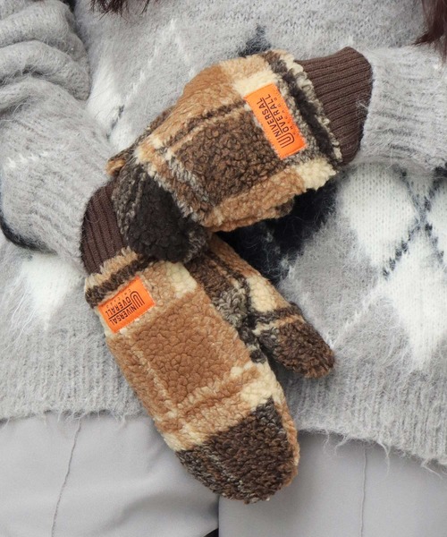 UNIVERSAL OVERALL（ユニバーサルオーバーオール）の「選べる2素材 シープボア コーデュロイ×ピーチスキン フラップ ミトングローブ（手袋・レディース・ベージュ/ブラック系その他/ブラウン系その他/ブラウン/ブラック/オフホワイト/グレー/ベージュ系その他/ホワイト系その他/ブラウン系その他2・FREE）」の9枚目の写真