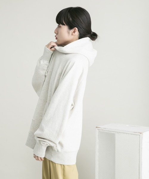 KBF(ケイビーエフ)の「ダメージBIGフーディー(パーカー・レディース・グレー/ネイビー・ONE)」の5枚目の写真