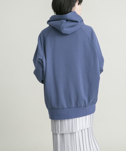 KBF(ケイビーエフ)の「ダメージBIGフーディー(パーカー・レディース・グレー/ネイビー・ONE)」の13枚目の写真