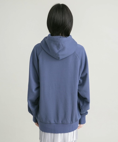 KBF(ケイビーエフ)の「ダメージBIGフーディー(パーカー・レディース・グレー/ネイビー・ONE)」の21枚目の写真