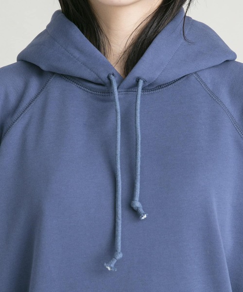 KBF(ケイビーエフ)の「ダメージBIGフーディー(パーカー・レディース・グレー/ネイビー・ONE)」の22枚目の写真