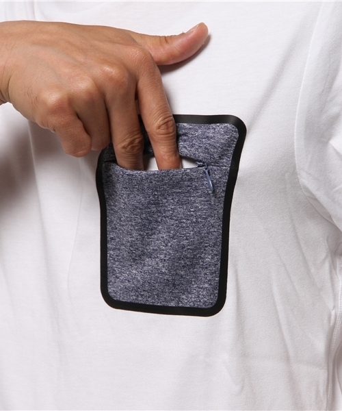 GIORDANO（ジョルダーノ）の「[GIORDANO ×　Lowe alpine]デザインポケットＴシャツ（Tシャツ/カットソー・メンズ・ホワイト/ブラック/グレー/ブルー・MEDIUM/LARGE/X-LARGE/SMALL）」の15枚目の写真