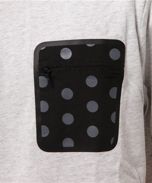 GIORDANO（ジョルダーノ）の「[GIORDANO ×　Lowe alpine]デザインポケットＴシャツ（Tシャツ/カットソー・メンズ・ホワイト/ブラック/グレー/ブルー・MEDIUM/LARGE/X-LARGE/SMALL）」の11枚目の写真