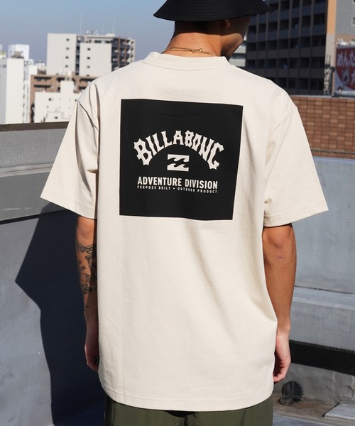 BILLABONG(ビラボン)の「BILLABONG/ビラボン 半袖Tシャツ ストレッチ オーバーシルエット BE011-230(Tシャツ/カットソー・メンズ・サンドベージュ/スミクロ/クリーム/グリーン・M/XL/L)」の1枚目の写真