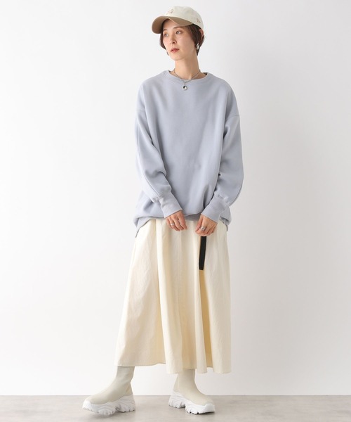 LEPSIM(レプシィム)の「クルーネックチュニックワンピース 100813(スウェット・レディース・ブルー/ライトグレー/ブラック・FREE)」の14枚目の写真