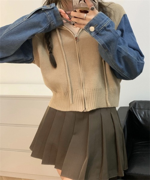 Dream garden（ドリームガーデン）の「デニム袖ドッキング　ジップアップ ニットカーディガン（パーカー・レディース・ベージュ/ネイビー/グレー・FREE）」の14枚目の写真