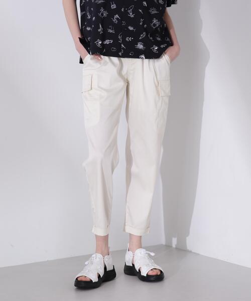 AVIREX(アヴィレックス)の「TENCEL CARGO PANTS/テンセルカーゴパンツ(カーゴパンツ・レディース・ブラック/ブルー/オリーブ系/ホワイト系2/ホワイト・L/S/M)」の3枚目の写真