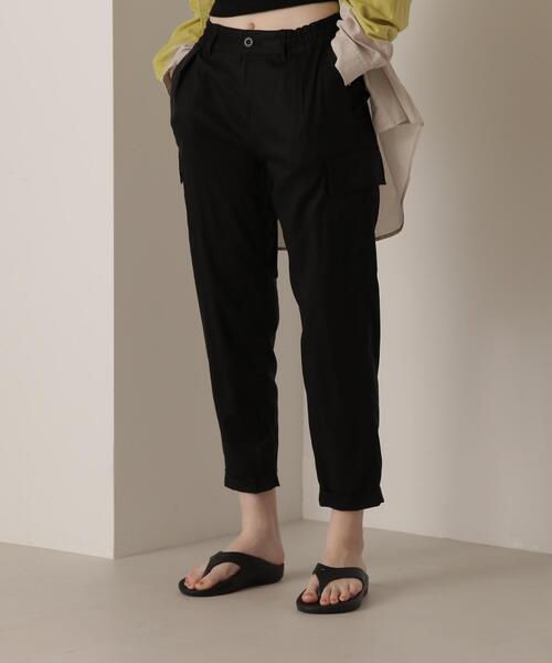 AVIREX(アヴィレックス)の「TENCEL CARGO PANTS/テンセルカーゴパンツ(カーゴパンツ・レディース・ブラック/ブルー/オリーブ系/ホワイト系2/ホワイト・L/S/M)」の1枚目の写真