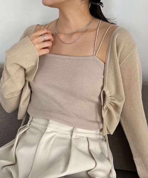 CAPRICIEUX LE'MAGE(カプリシューレマージュ)の「Wストラップキャミ(キャミソール・レディース・ブラック/グレイッシュベージュ/ホワイト・36/38)」の3枚目の写真