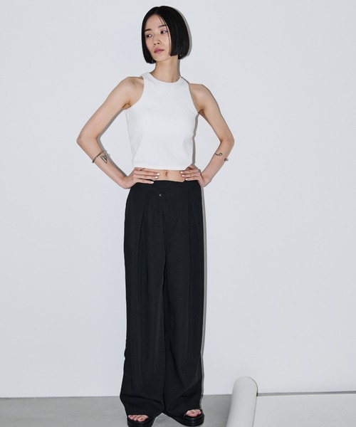 AIC.（エーアイシー）の「パッド付きカットリブショートアメスリタンクトップ（タンクトップ・レディース・ブラック/オフホワイト/チャコールグレー・FREE）」の8枚目の写真