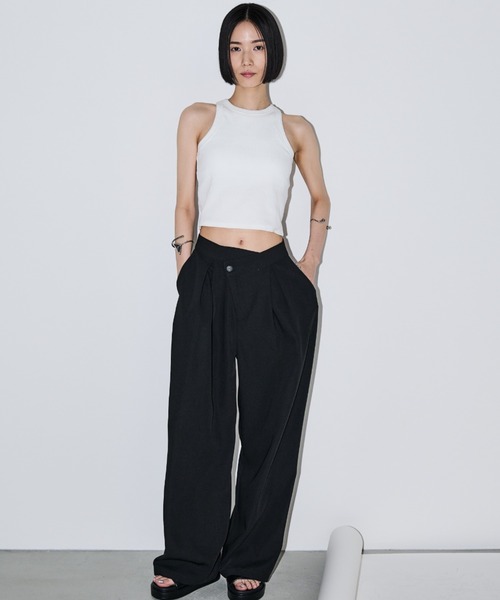 AIC.（エーアイシー）の「パッド付きカットリブショートアメスリタンクトップ（タンクトップ・レディース・ブラック/オフホワイト/チャコールグレー・FREE）」の9枚目の写真