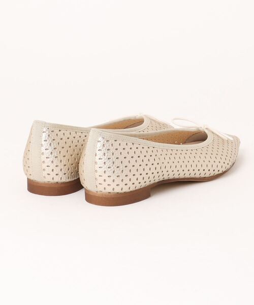 JELLY BEANS(ジェリービーンズ)の「パンチングバレエシューズ【Made in Japan】(125-30330)JELLY BEANS(ジェリービーンズ)(バレエシューズ・レディース・ブラック/プラチナム/シルバー・22.5/24.5/24/23.5/23)」の10枚目の写真