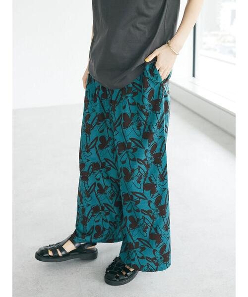 CRAFT STANDARD BOUTIQUE(クラフトスタンダードブティック)の「アートフラワーシャーリングパンツ(その他パンツ・レディース・グリーン/ブラック/アイボリー・FREE)」の22枚目の写真