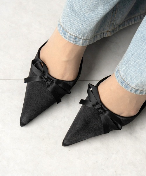 me+em select(ミームセレクト)の「【 2color 】サテンリボンポインテッドトゥバレエコアミュール / satin ribbon pointed toe ballet core mules(パンプス・レディース・アイボリー/ブラック・36/37/38/39)」の20枚目の写真