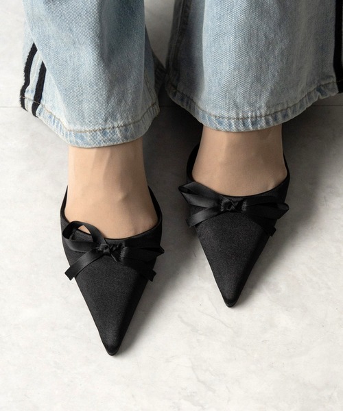 me+em select(ミームセレクト)の「【 2color 】サテンリボンポインテッドトゥバレエコアミュール / satin ribbon pointed toe ballet core mules(パンプス・レディース・アイボリー/ブラック・36/37/38/39)」の21枚目の写真