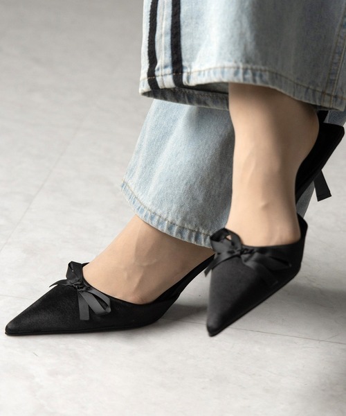 me+em select(ミームセレクト)の「【 2color 】サテンリボンポインテッドトゥバレエコアミュール / satin ribbon pointed toe ballet core mules(パンプス・レディース・アイボリー/ブラック・36/37/38/39)」の22枚目の写真