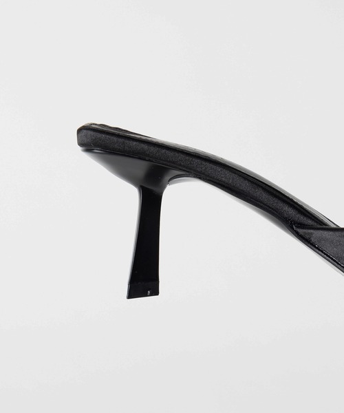 me+em select(ミームセレクト)の「【 2color 】サテンリボンポインテッドトゥバレエコアミュール / satin ribbon pointed toe ballet core mules(パンプス・レディース・アイボリー/ブラック・36/37/38/39)」の16枚目の写真