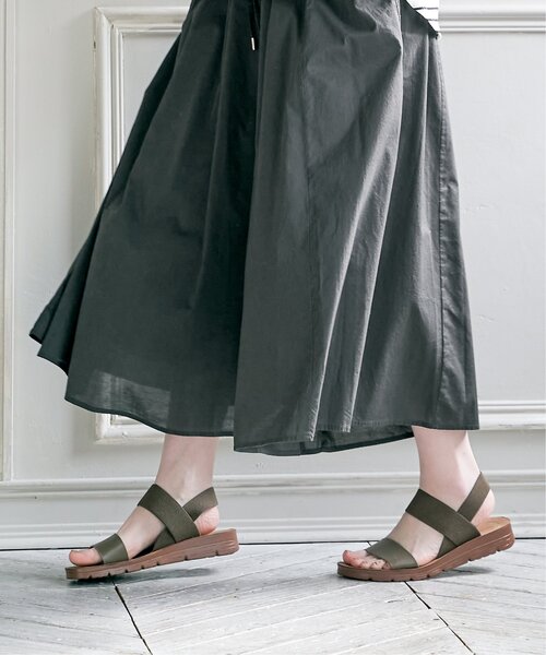 ikka(イッカ)の「軽量ラバーベルトサンダル(サンダル・レディース・ブラック/ベージュ/オリーブ/オレンジ/ホワイト・M/L)」の22枚目の写真