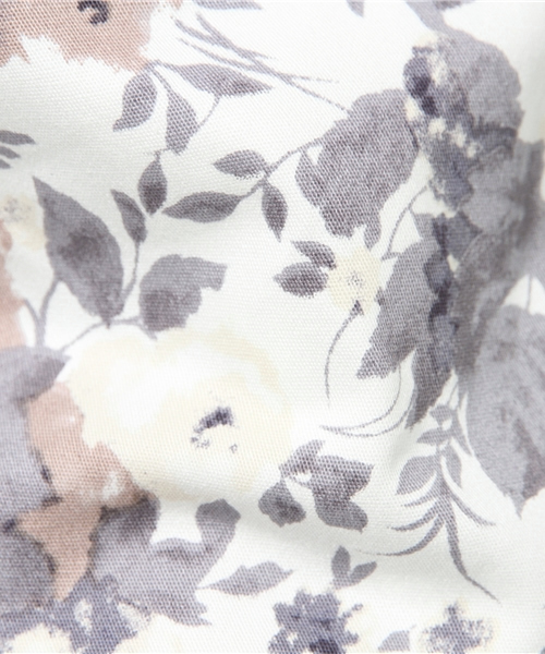 one after another NICE CLAUP（ワンアフターアナザーナイスクラップ）の「【mer11月号掲載 ナイスクラップ】ノスタルジックフラワーショートパンツ（その他パンツ・レディース・グレー/サックスブルー/ネイビー・FREE）」の7枚目の写真