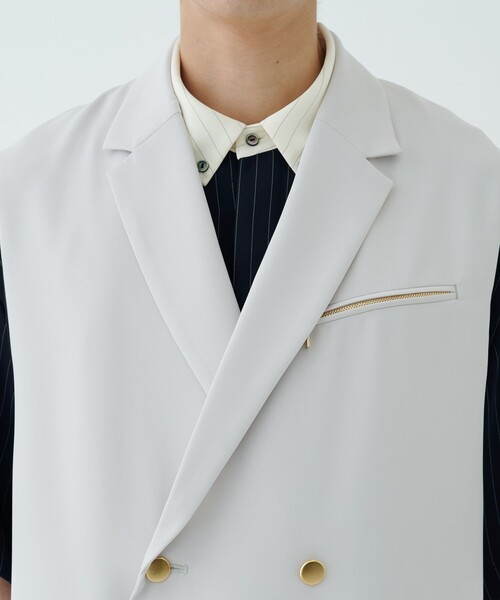 CULLNI（クルニ）の「STUDIOUS別注 NOSLEEVE JACKET（ベスト