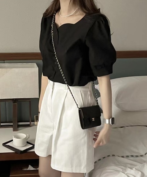 Diosfront(ディオスフロント)の「スクエアネックパフスリーブシャツブラウス(シャツ/ブラウス・レディース・ホワイト/ブラック・L/M/XL)」の11枚目の写真