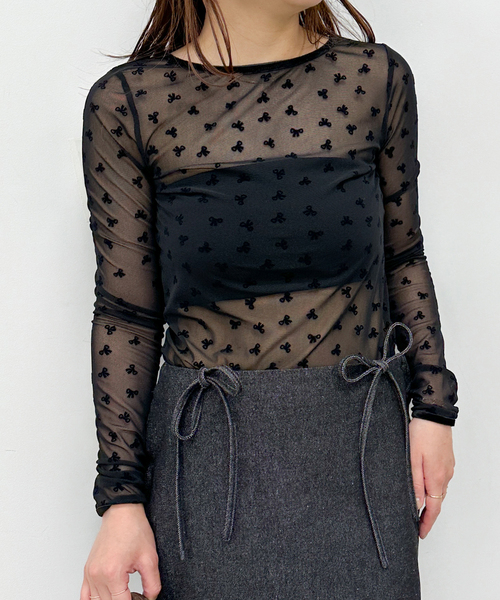 U by SPICK&SPAN(ユーバイスピックアンドスパン)の「ストレッチシアーリボントップス(Tシャツ/カットソー・レディース・ブラック/その他2・FREE)」の4枚目の写真