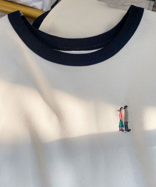 Silly(シリー)の「コットンワッフルスリムトップス(Tシャツ/カットソー・レディース・ホワイト/ネイビー/アイボリー・SMALL/MEDIUM/LARGE)」の4枚目の写真