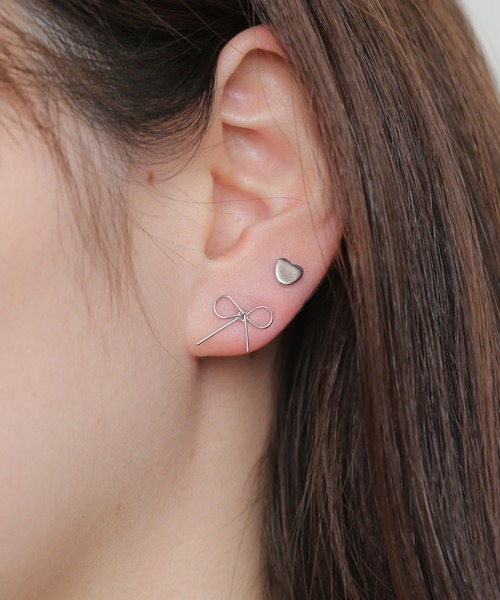 LINFA　（リンファ）の「【Peony/ピオニー】/小ぶり　リボンピアスセット（ピアス（両耳用）・レディース・ゴールド/シルバー・FREE）」の2枚目の写真