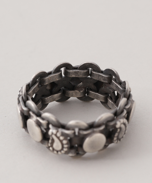 EDIFICE(エディフィス)の「THARU SILVER(タルー シルバー) Single Ring PAISLEY(リング・メンズ・シルバー・17/19)」の2枚目の写真