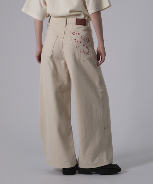 ONCILY（オンシェリー）の「BACK POCKET EMBROIDERY DOUBLE KNEE