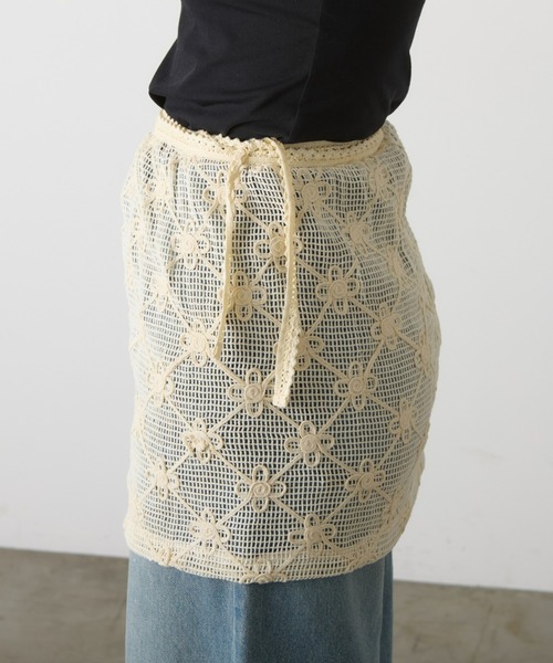 HELLO.SANFRANCISCO（ハローサンフランシスコ）の「【HELLO.SANFRANCISCO】フラワー刺繍レース巻きスカート（スカート・レディース・アイボリー・ONE SIZE）」の2枚目の写真